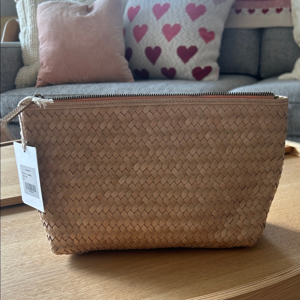 Tan Woven Women's Bag from Bembien - Picture 5 of 12